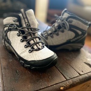 Brand new with tags merrell hiking boots size 37